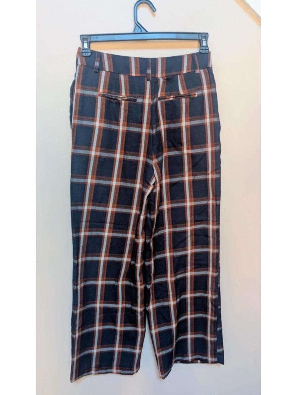 Forever 21 Plaid Wide Leg Cropped Pants – Size M